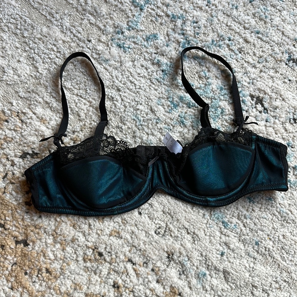 Fredericks of Hollywood Bra Size 34B
